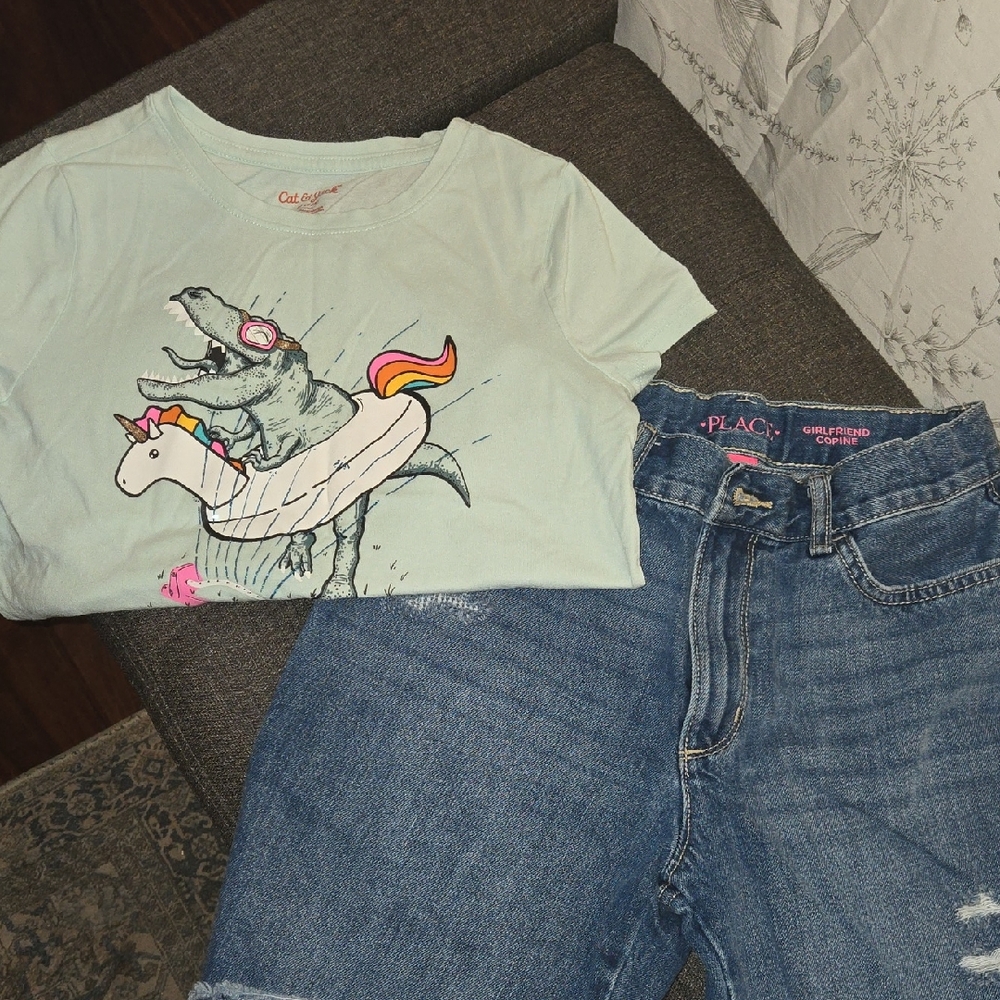 Cat & Jack Light Gray Tee With Denim Shorts
